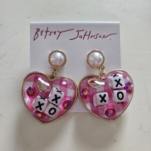 NWT Betsey Johnson XOX heart drop earrings